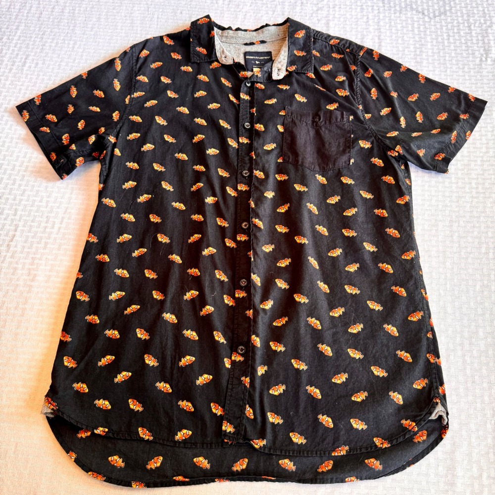 Modern Amusement Clown Fish Tropical Button Down Shirt XL Black Short Sleeve